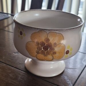 Denby "Minsrel" footed dessert bowl made in England